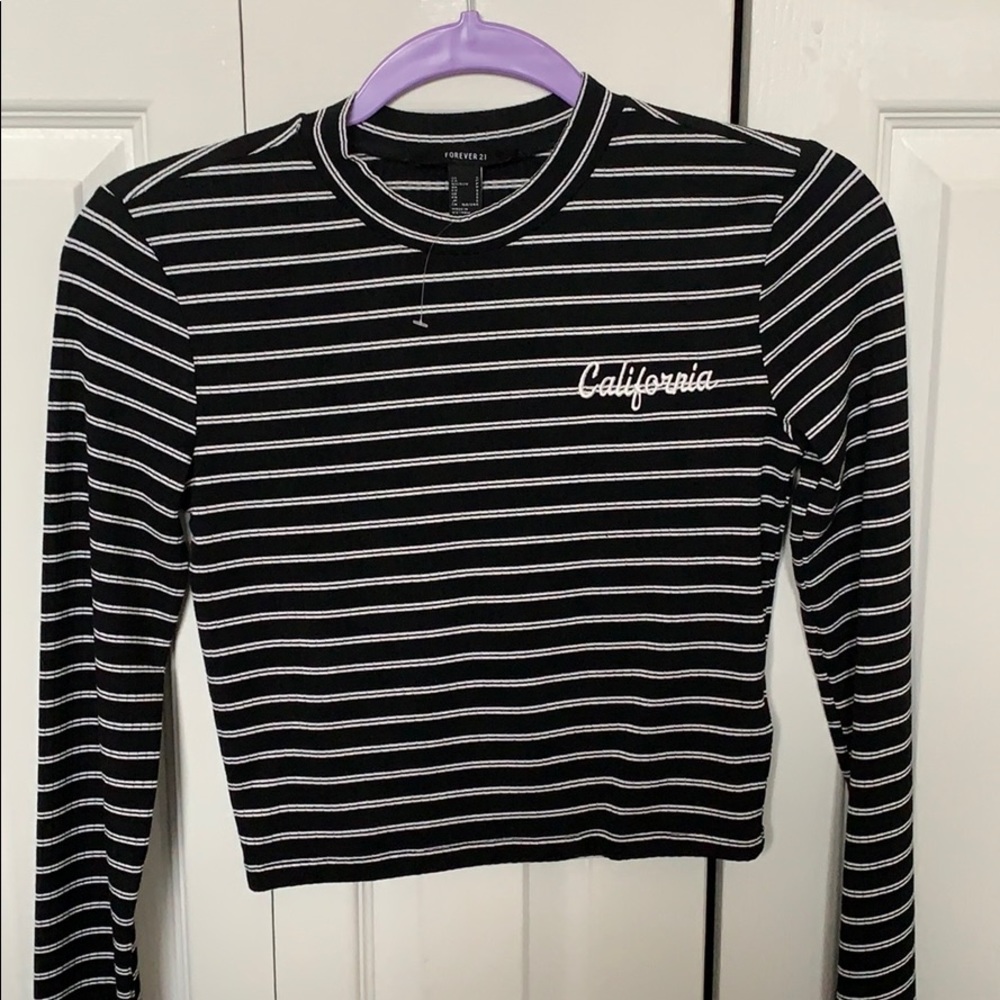 Forever21 Black and white long sleeve shirt